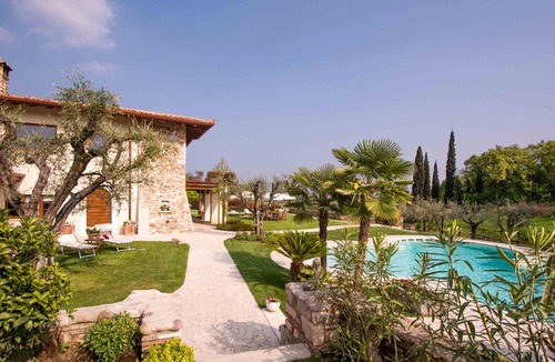 Cunettone Villa | VILLA MARIO Garda Lake Salò Italy --Luxury, Privacy, Relax--
