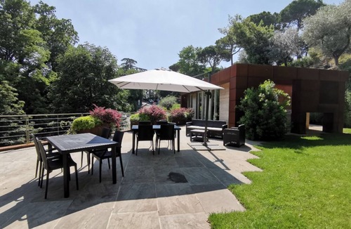 Padenghe sul Garda Villa | VILLA MICHELLE - Amazing view- Pool- Beach front