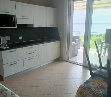 Moniga del Garda Apartment | Villa Molino