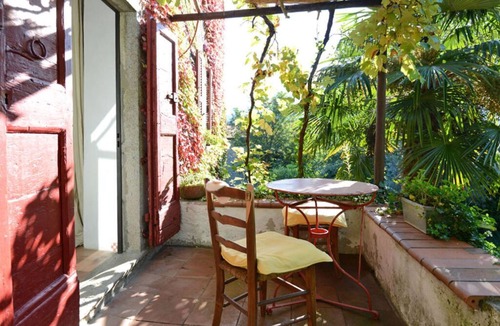 Vignola House | Villa Rustica Comfortable holiday residence