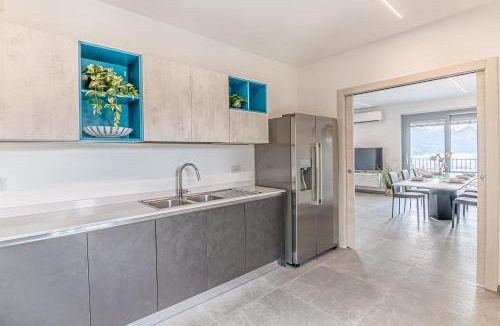 Calozzo Villa | VILLA SANT'ANNA - ALBA by Curtiaffitti