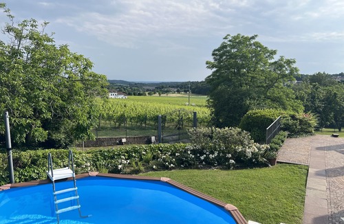 Lonato del Garda Villa | Villa Spaltri is immersed in the green of the hills in Lonato del Garda