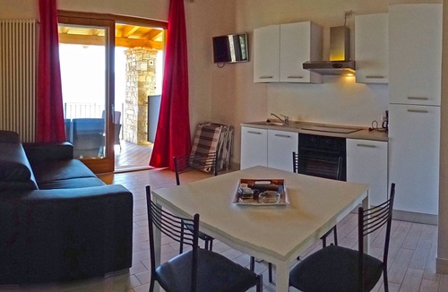 Arias Apartment | Villa Vagne 2 Holideal Lake View Apartment