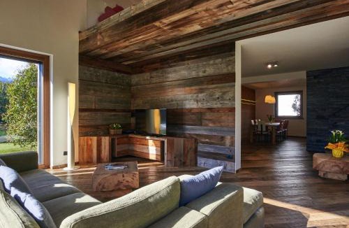 Colico Piano Villa | Villa Woodhouse by Interhome