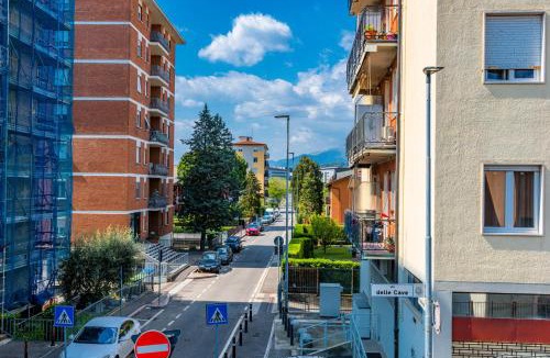 Villaggio degli Sposi Apartment | VILLAGGIO HOSPITAL HOUSE