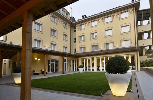 Garbagnate Milanese Hotel | Virginia Palace Hotel