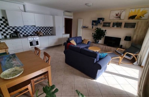 Perledo Apartment | Vista d'Oro Ulivo1 - 2 bedroom flat with lake view