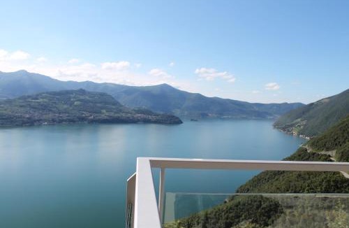 Parzanica Apartment | Vista Paradiso