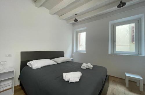 Centro Storico Nord Apartment | Vittoria Tre Piazze Apartments