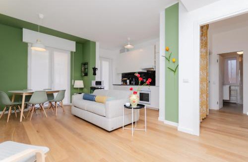 Lorenteggio Apartment | Vivimi Home Fiordalisi Stile & Comfort Vicino Metro