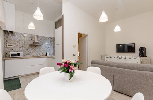 Guastalla Apartment | VivimiHome - [Duomo] Cioffi House Residence