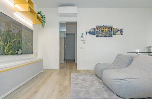 Trezzano sul Naviglio Apartment | Vrbo Property