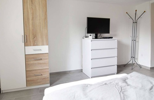 Rhein-Erft-Kreis District Apartment | W03 Souterrain Monteurwohnung in Wesseling