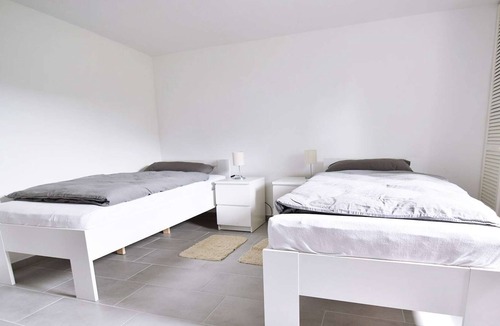 Rhein-Erft-Kreis District Apartment | W03 Souterrain Monteurwohnung in Wesseling