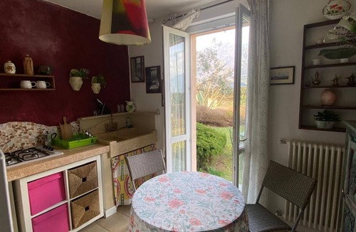 Oliveto Lario Apartment | White Beach House - App 2