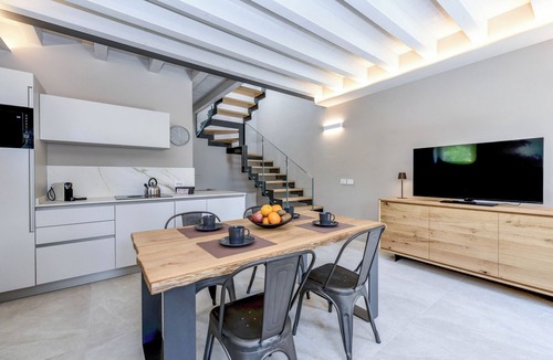 Anfo Apartment | Wonderful apartment with swimming pool and lake view