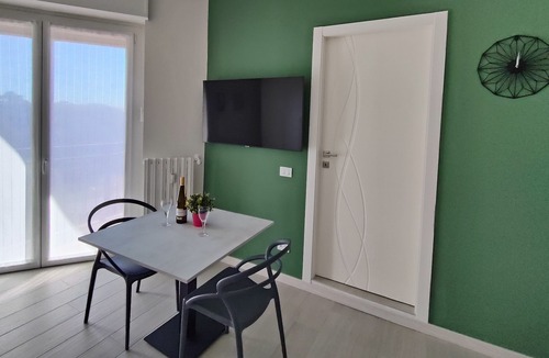 Rho Apartment | Wonderful IncentRho 1