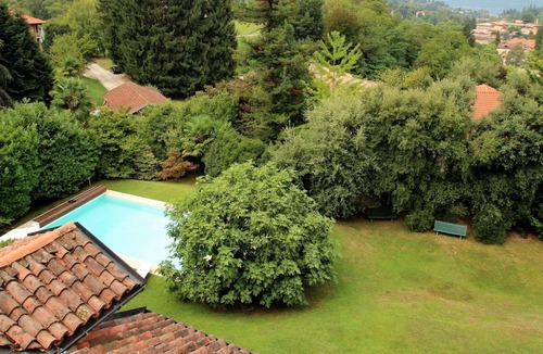 Porto Valtravaglia Villa | Wonderful private villa for 12 people with private pool, WIFI, TV, patio and parking