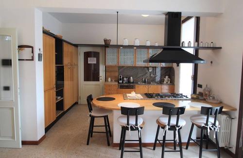 Castronno Villa | Wonderful private villa for 10 guests with WIFI, A/C, TV and terrace