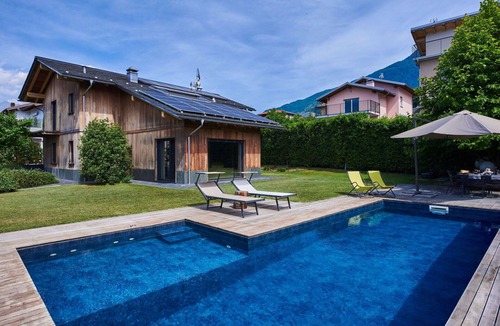 Colico Piano Villa | Wonderful private villa with private pool, hot tub, WIFI, A/C, TV, patio and pets allowed
