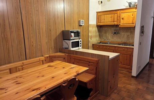 Angolo Terme Apartment | Wuthering Heights Apartment, lovely apartment at the foot of the ski slopes