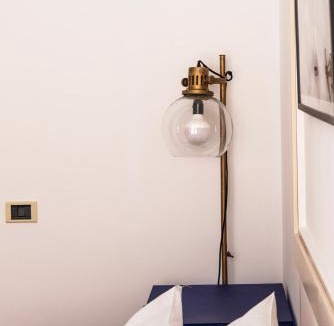 Borgonuovo Apartment | Youhosty - Montenapoleone Noble Flat