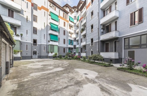 Zona Zara Apartment | Zara & Island APT! 100m from the Istria M5 stop!