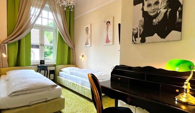 Basic double room - Park Villa central on the Middle Rhine