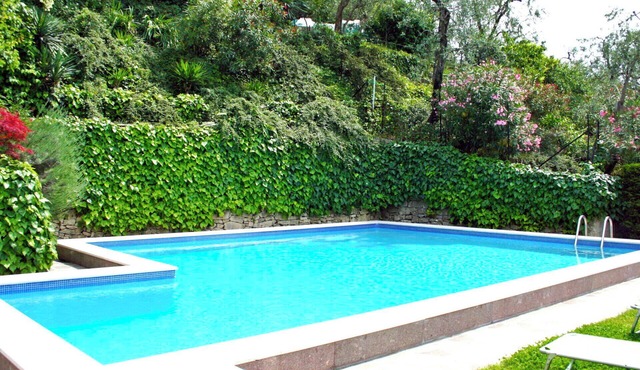 Beautiful apartment for 3 guests with pool, A/C, WIFI, TV and balcony