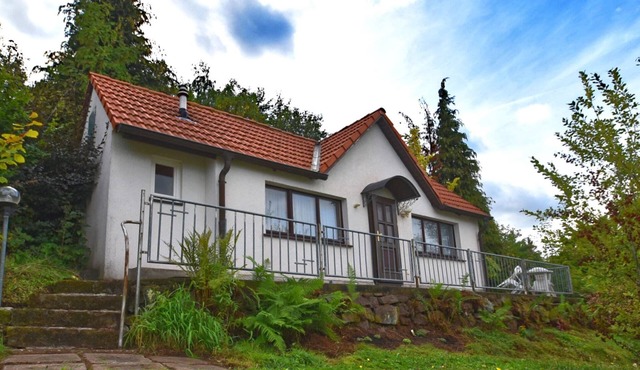 Bungalow near Hiking Trails