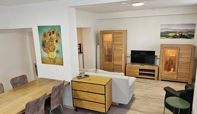 Central apartment 70 m² up to 4 persons - close to the main station & trade fair Essen