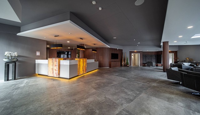 EE Hotel
