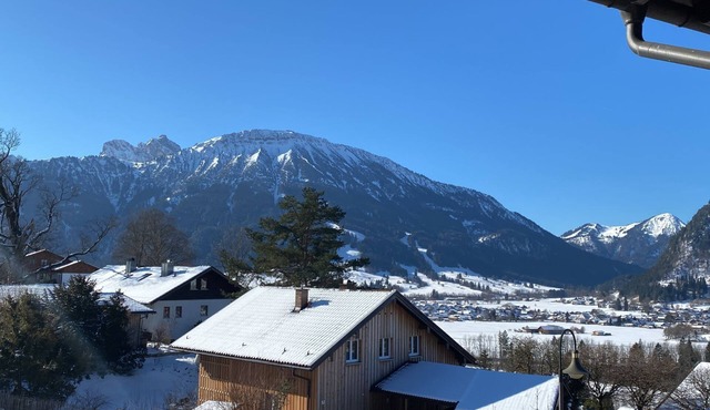 Exclusive studio with wonderful mountain and valley views