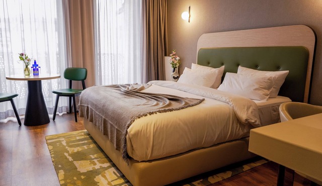 Fourty Three Luxury Serviced Apartments