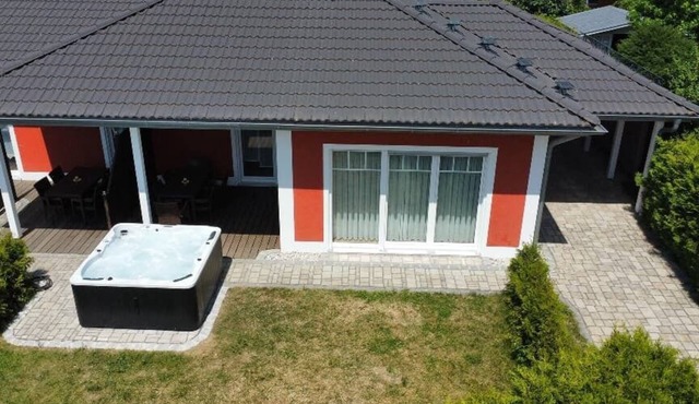 Großes, helles Appartement (90qm) für bis zu 6 Personen in Seenähe