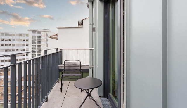 limehome Düsseldorf |Comfort Suite+SofaBed&Balcony
