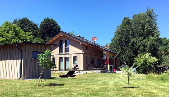 Luxurious solid-wood house with pool and sauna for 4 people in Allgäu