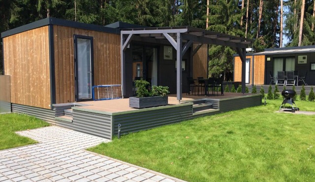 Modern mobile home with barrel sauna and whirlpool (WA104)