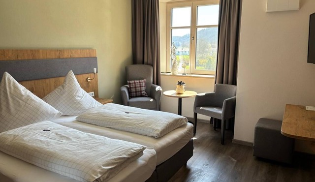 Modernes Doppelzimmer mit Kostenfreiem Wlan