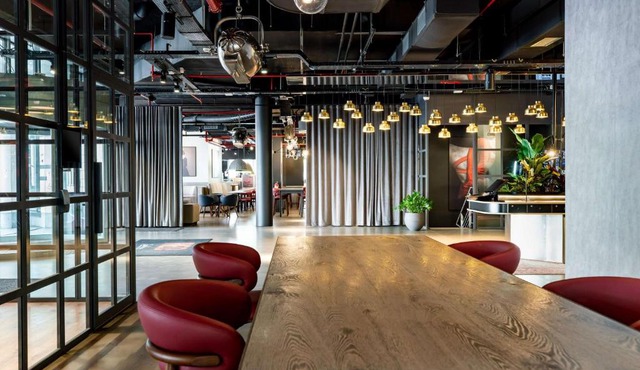 Radisson RED Brussels