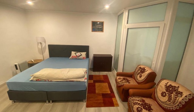 Ruhiges ein Zimmer Wohnung