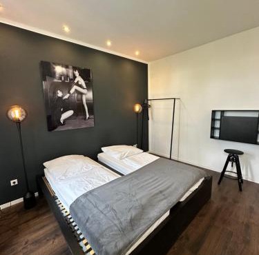 Shared a-partment Möbliertes Zimmer in Köln - Ehrenfeld !