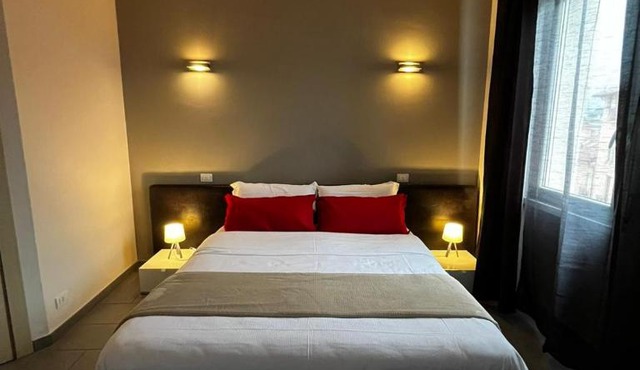 Sleep & Fly Bergamo Center - Late Checkin 1AM - Early Checkin 11AM - Late Checkout 1PM - Transfèr - all EXTRA available only upon reservation