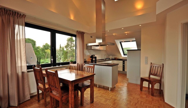 Spacious, prestigious and comfortably furnished 3-room apartment