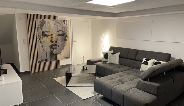 Stilvolles Designappaetment mit Terrasse & Garten im Idylischem Bindlach