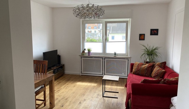 Very bright, central & quiet location in the trendy Nippes