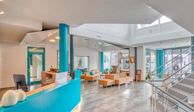 WESTSIDE Hotel