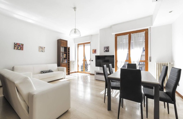 100 m² Apartment ∙ 2 bedrooms ∙ 6 guests