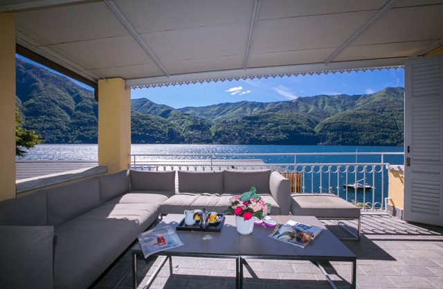 160 m² Apartment ∙ 3 bedrooms ∙ 8 guests