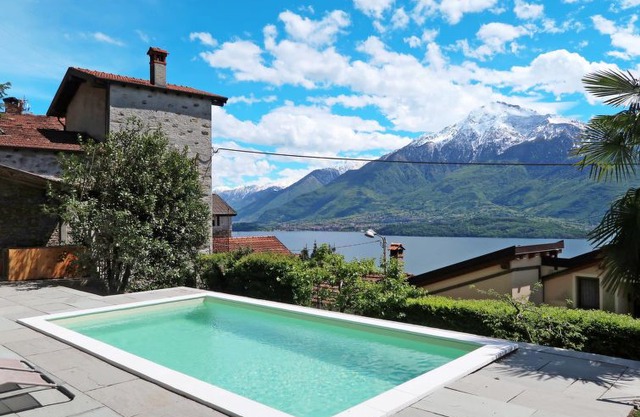 Apartment Artis (GRV253) in Gravedona - 4 persons, 2 bedrooms